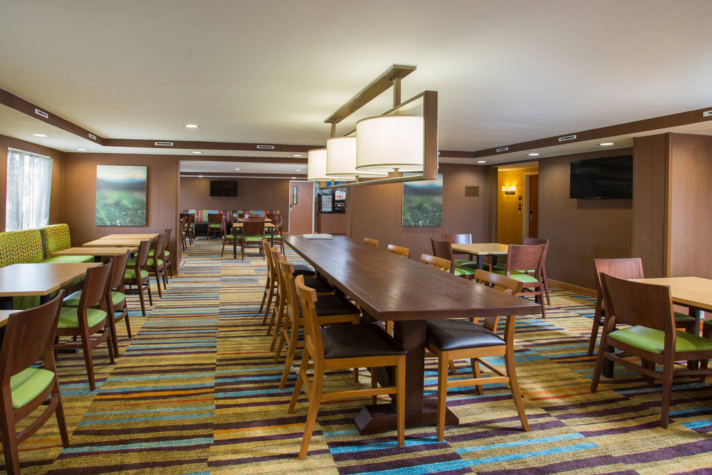 Fairfield Inn Manchester - Boston Regional Airport Εξωτερικό φωτογραφία